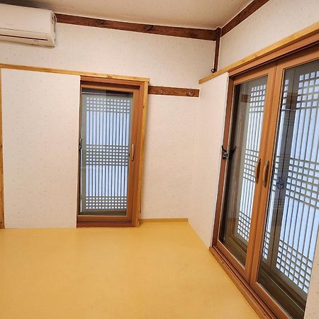 Wolamjae Villa Gyeongju Bagian luar foto