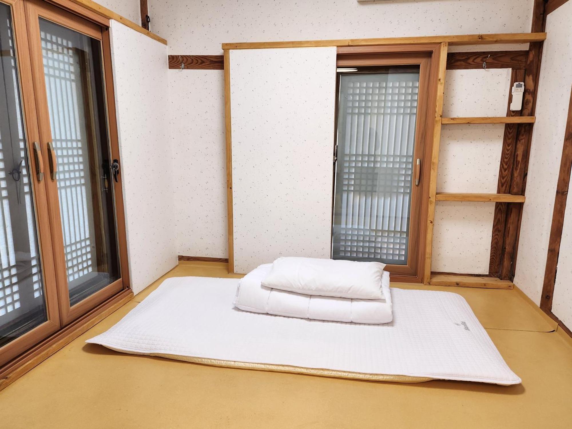 Wolamjae Villa Gyeongju Bagian luar foto